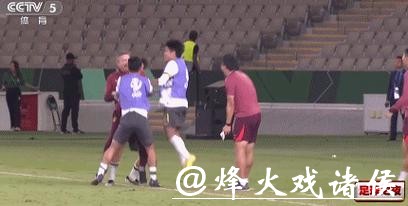 安东尼奥亲手撕掉“标签”:我是球场变色龙,曾率队4战轰27球 安东尼奥亲手撕掉“标签”:我是球场变色龙,曾率队4战轰27球